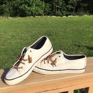 White sperry’s